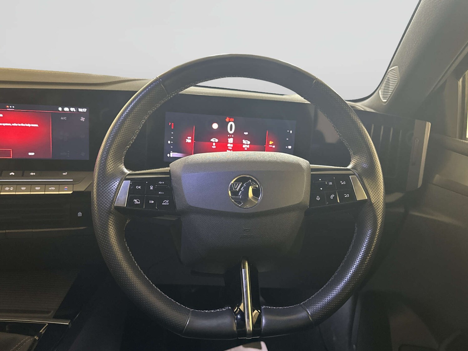 Used Vauxhall Astra 2023 for sale - 78162663: Photo 17