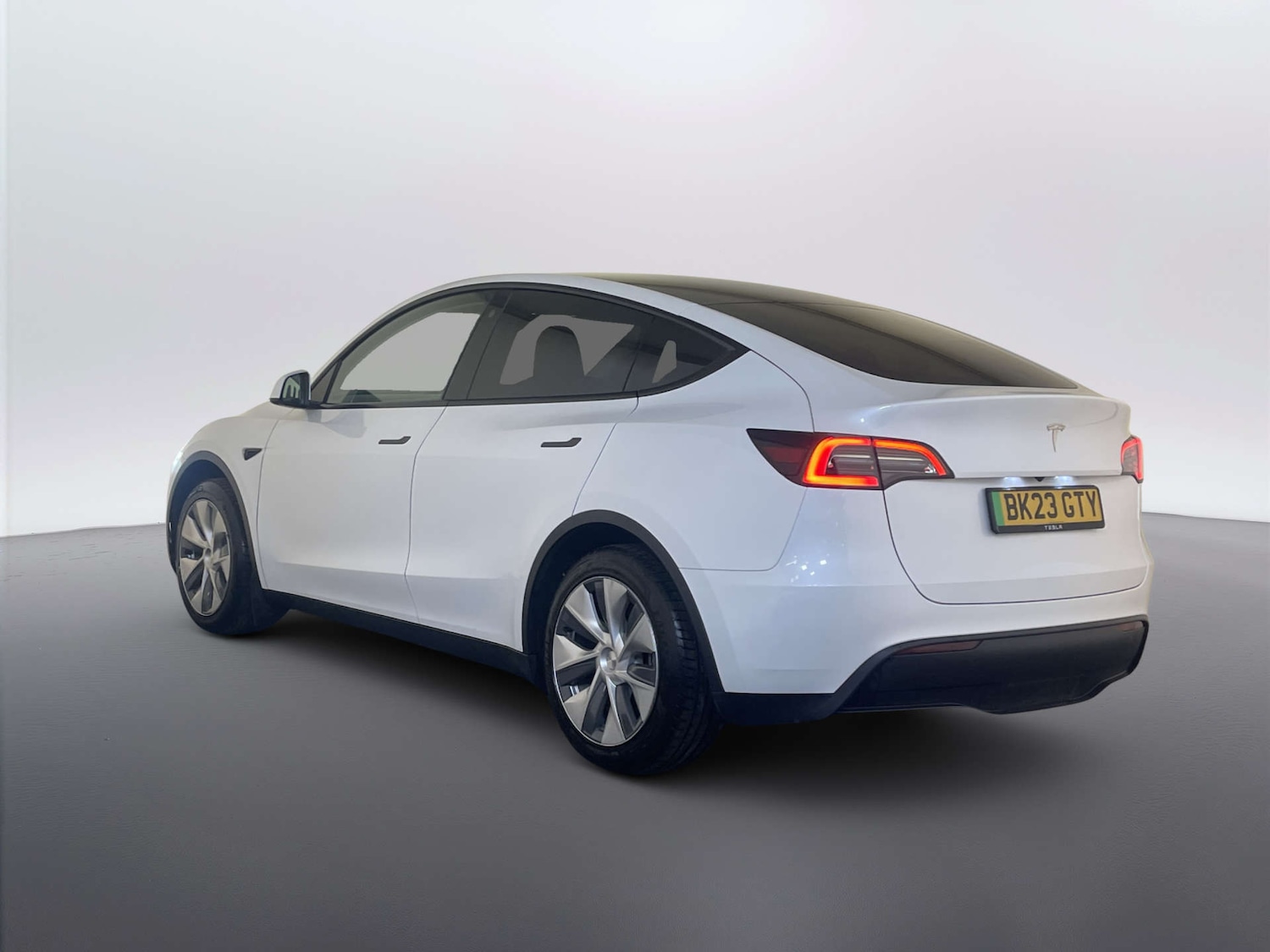 Used Tesla Model Y 2023 for sale - 78068224: Photo 8