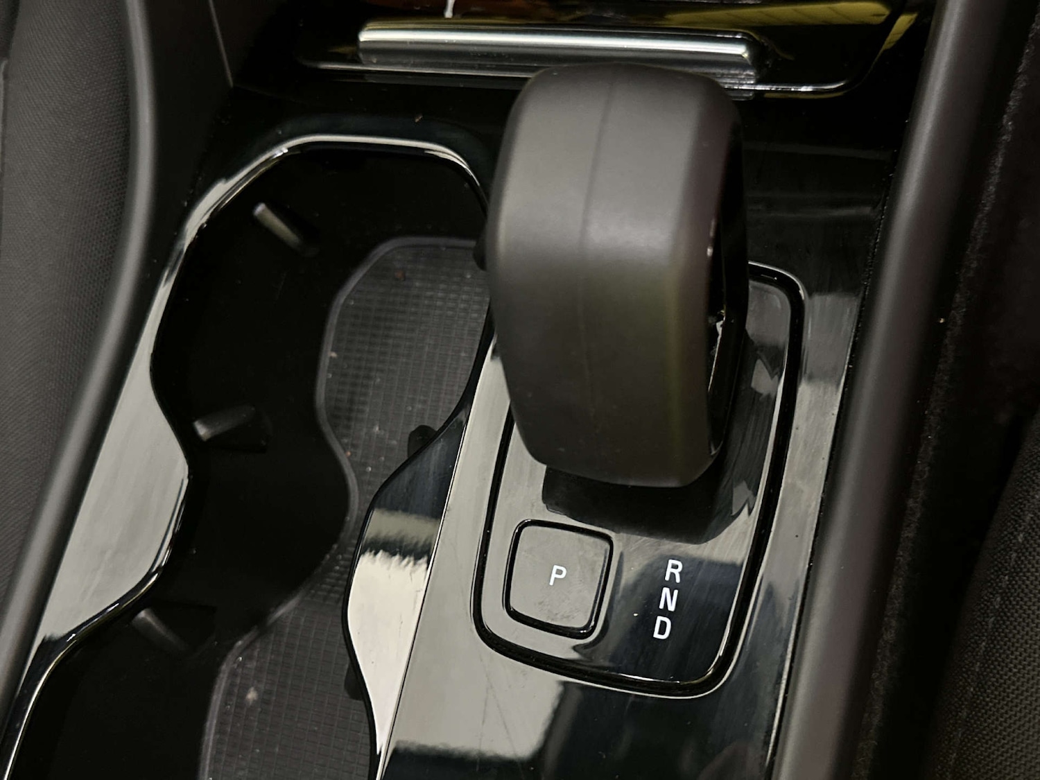 Used Volvo XC40 2024 for sale - 77917740: Photo 25