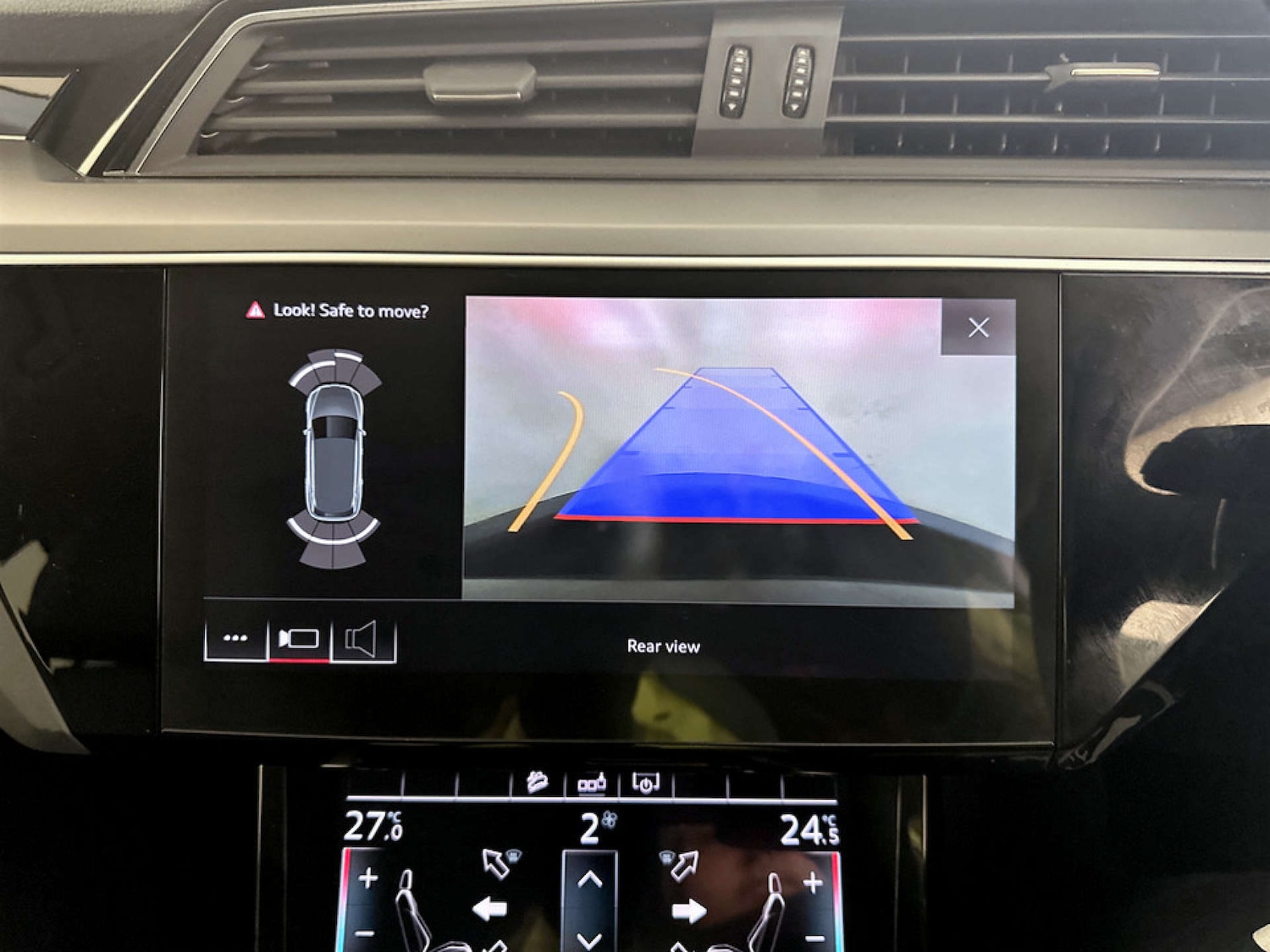 Used Audi e-tron 2020 for sale - 77523438: Photo 20