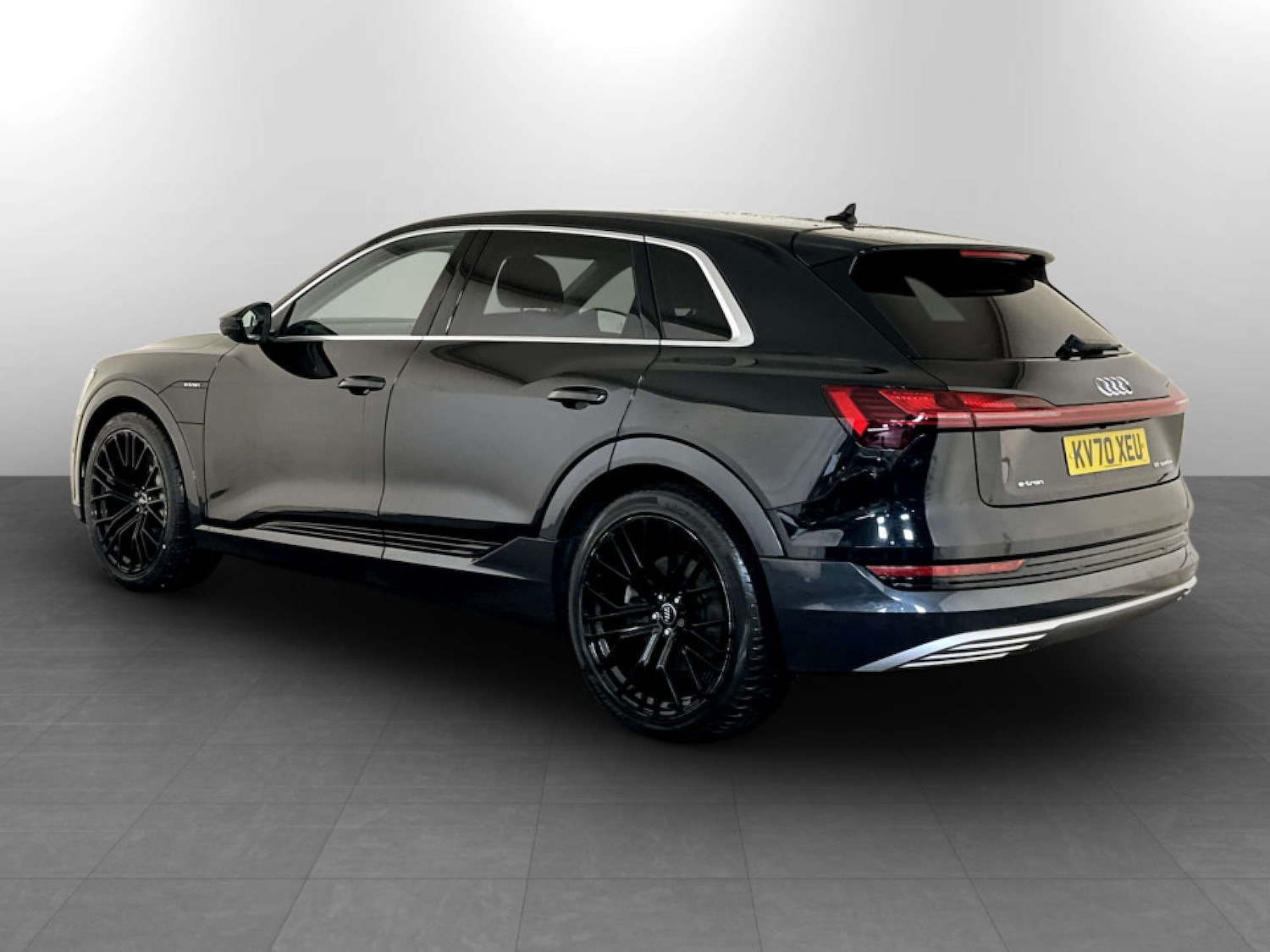 Used Audi e-tron 2020 for sale - 77523438: Photo 7