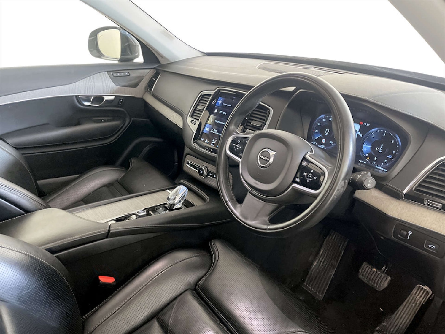 Used Volvo XC90 2020 for sale - 77328626: Photo 16