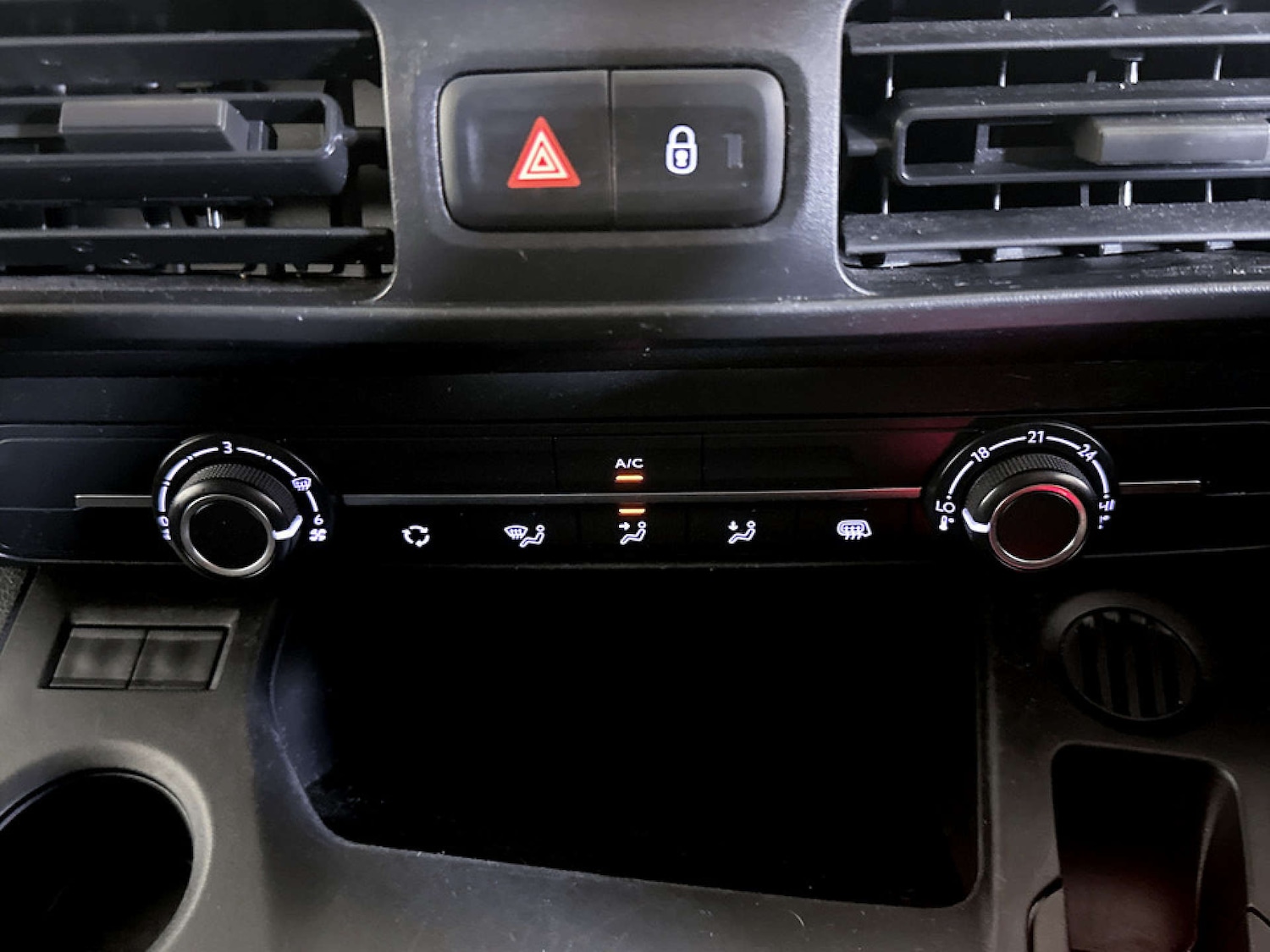 Used Citroen Berlingo 2021 for sale - 77184953: Photo 22