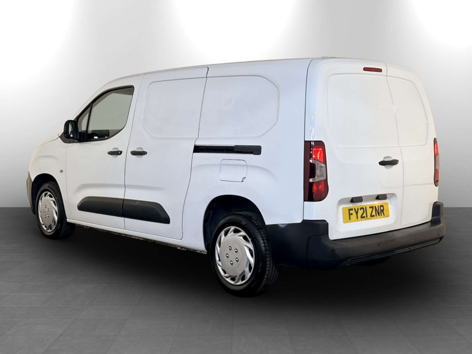 Used Citroen Berlingo 2021 for sale - 77184953: Photo 7
