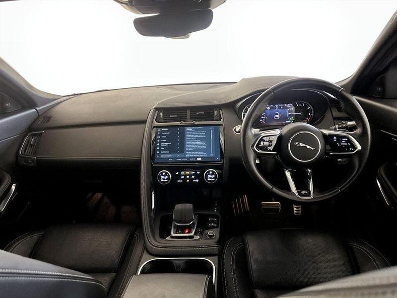 Used Jaguar E-Pace 2022 for sale - 76222605: Photo 3