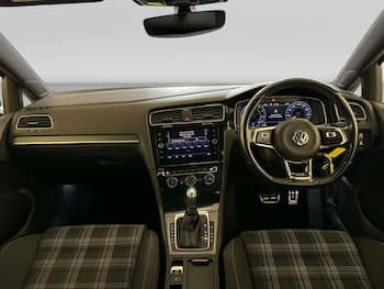 Used Volkswagen Golf 2018 for sale - 79841716: Photo