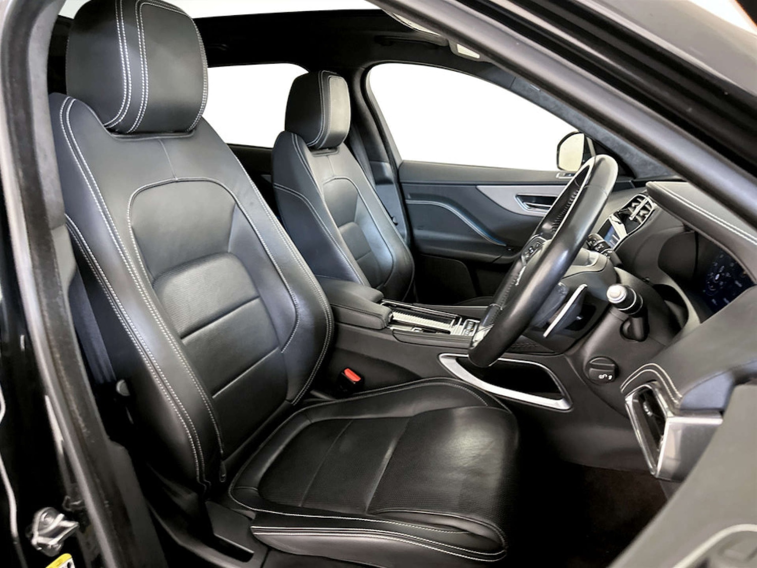 Used Jaguar F-Pace 2020 for sale - 77285486: Photo 13