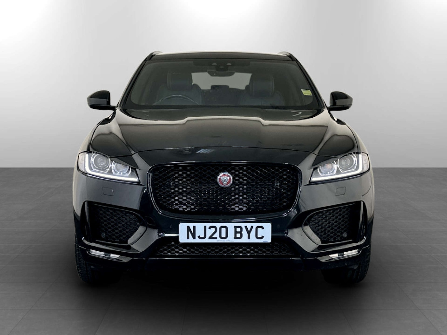 Used Jaguar F-Pace 2020 for sale - 77285486: Photo 5