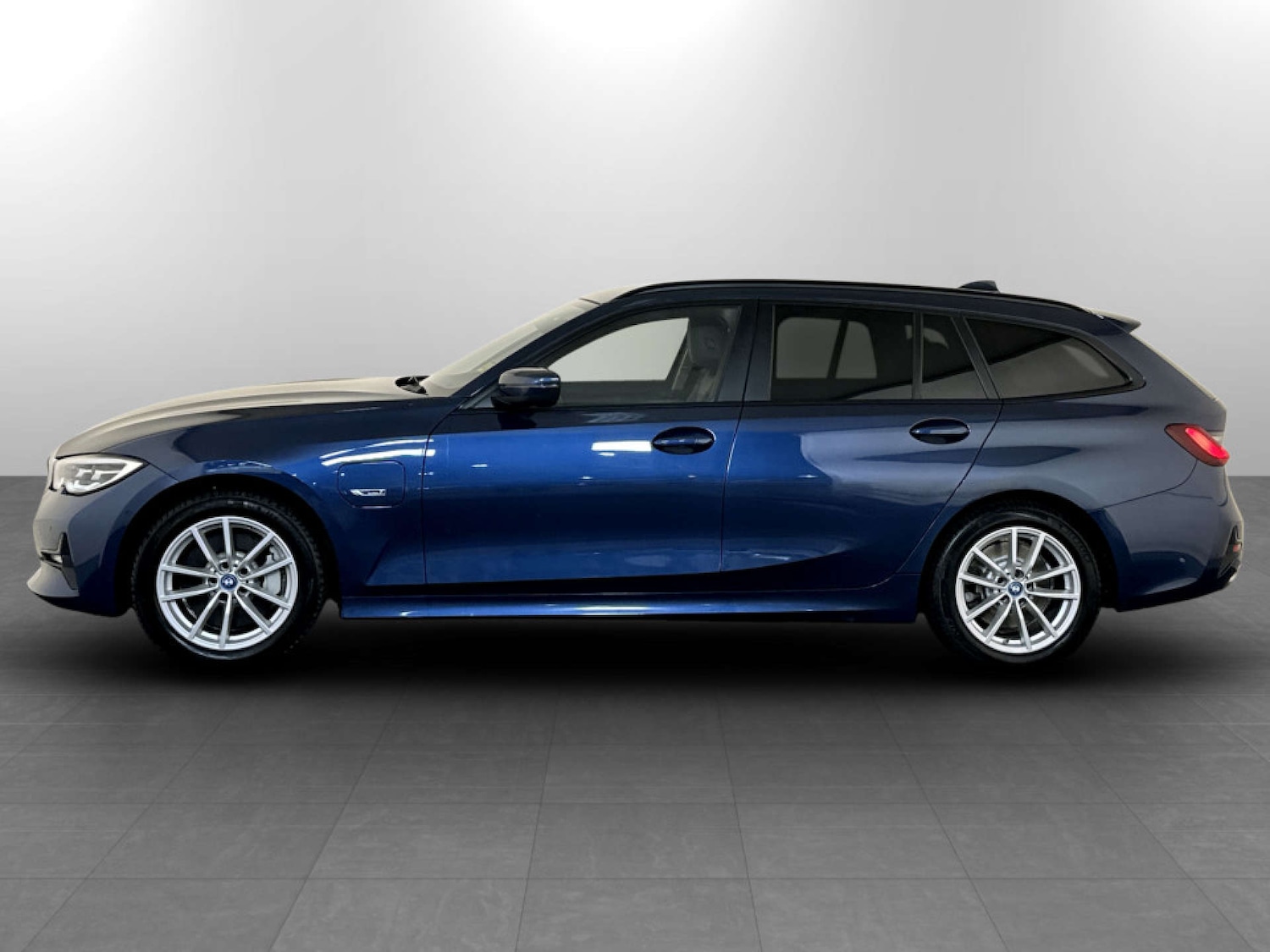 Used BMW 3 Series 2022 for sale - 77383394: Photo 7
