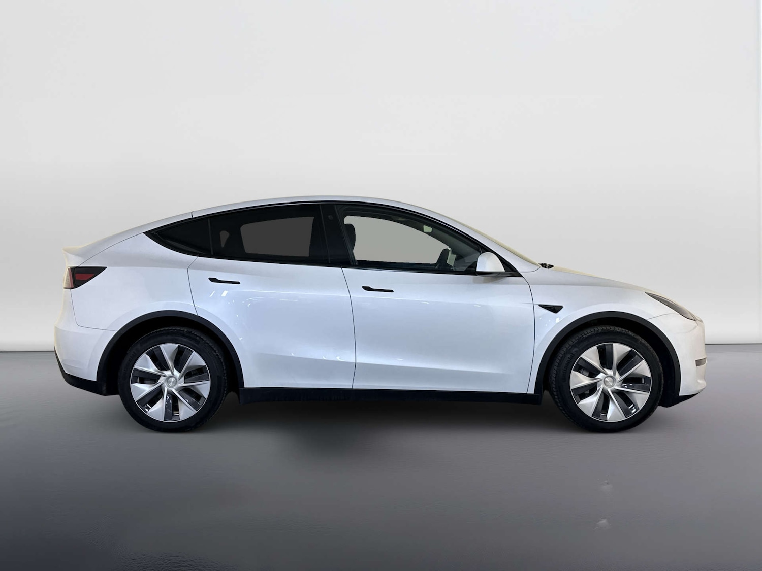 Used Tesla Model Y 2022 for sale - 77953299: Photo 11