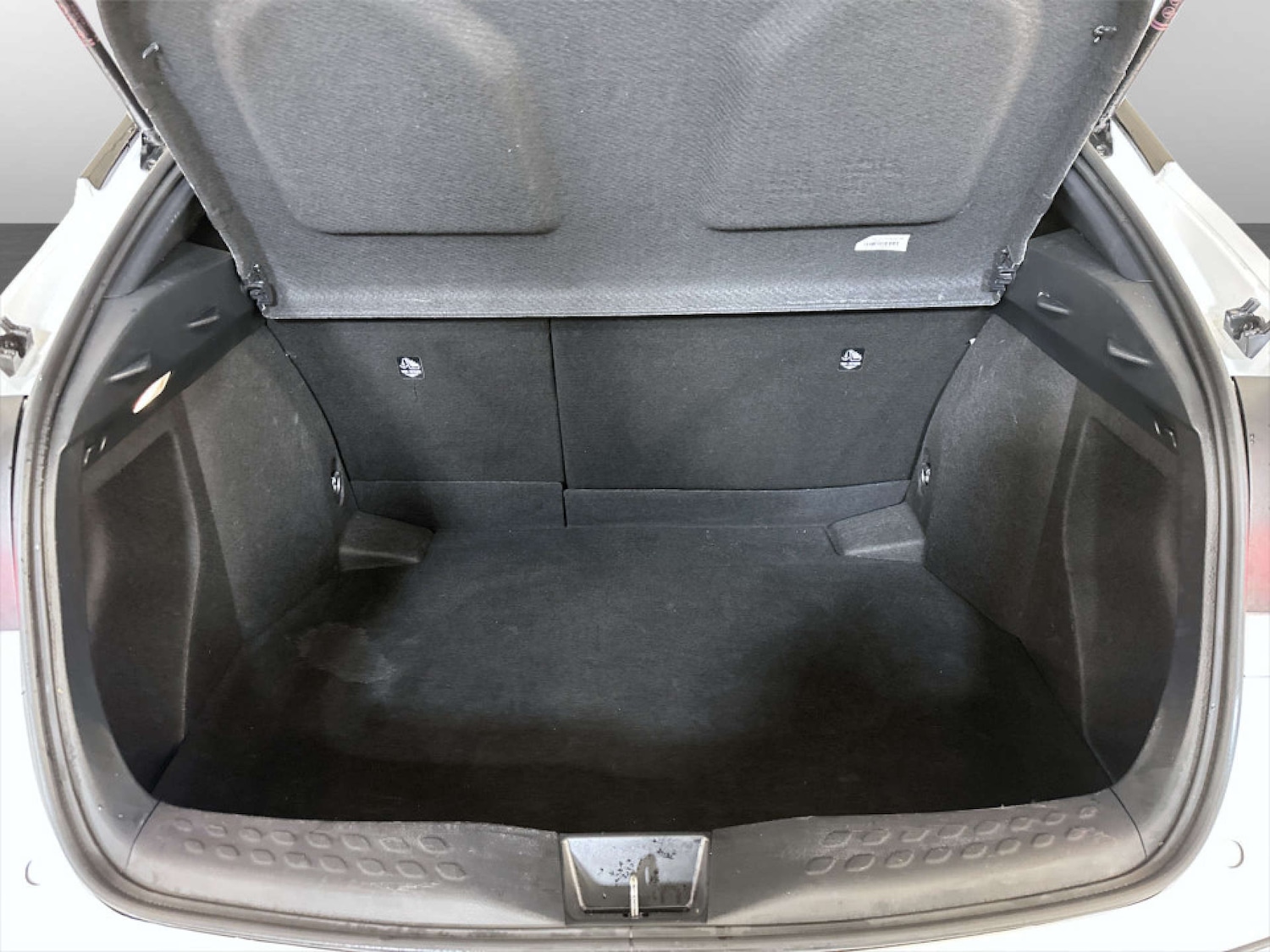 Used Toyota C-HR 2023 for sale - 77185215: Photo 15