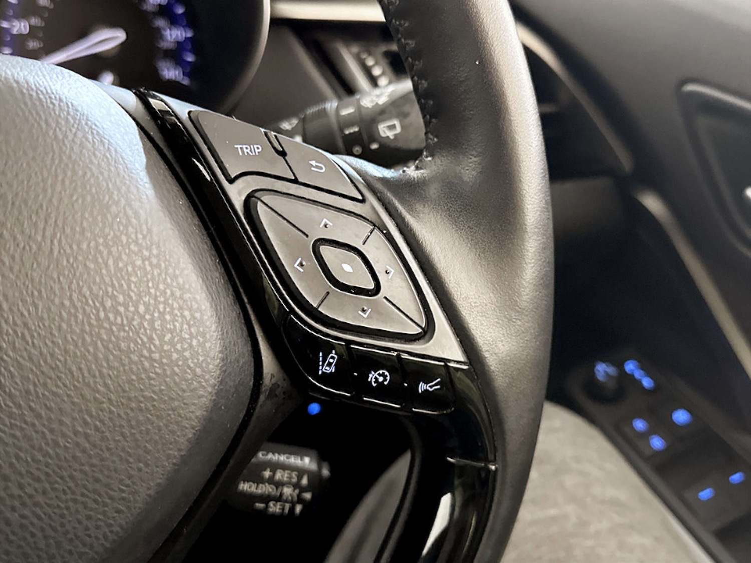 Used Toyota C-HR 2023 for sale - 77185215: Photo 20