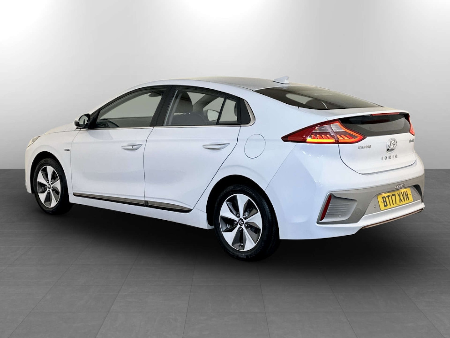 Used Hyundai IONIQ 2017 for sale - 77380643: Photo 8