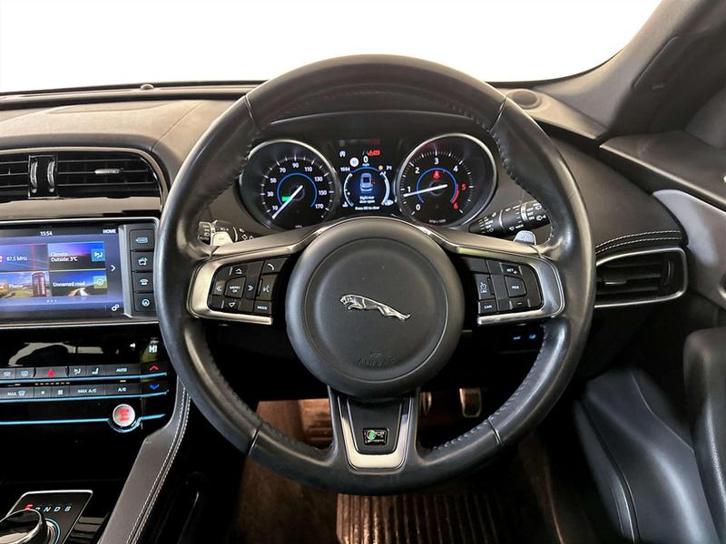 Used Jaguar F-Pace 2018 for sale - 77152168: Photo 16