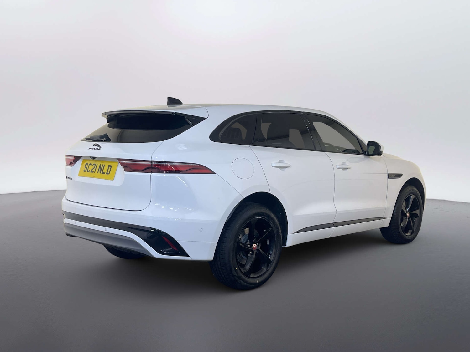 Used Jaguar F-Pace 2021 for sale - 77877324: Photo 10