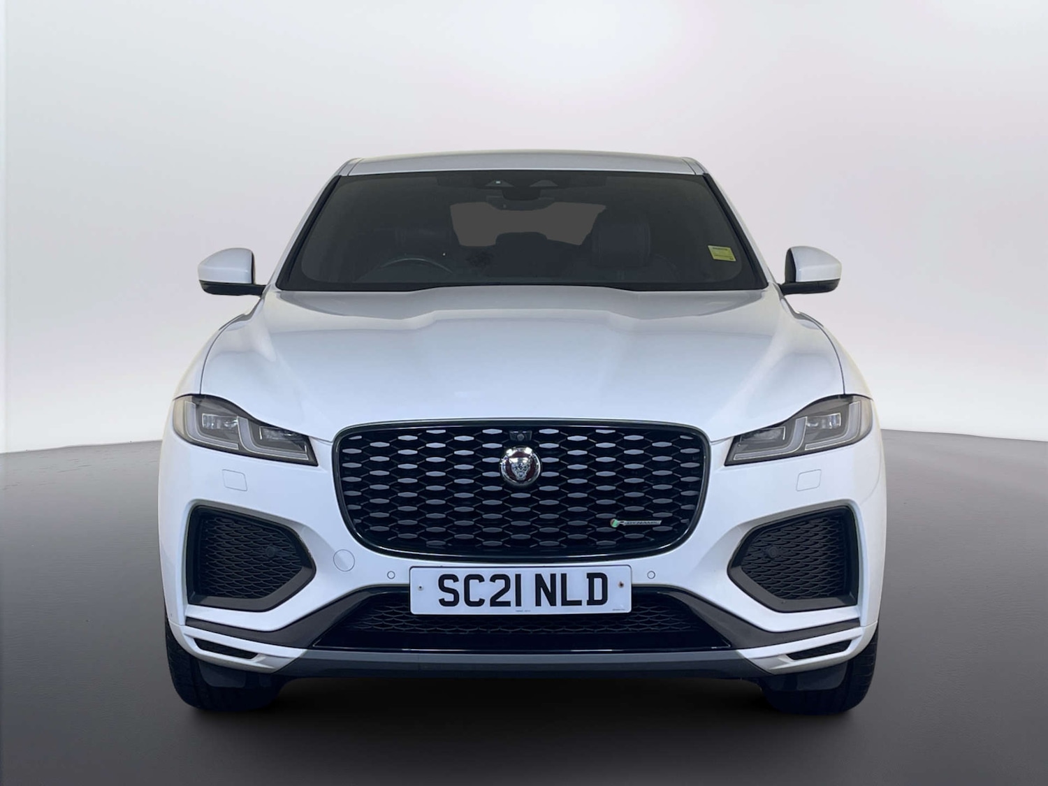 Used Jaguar F-Pace 2021 for sale - 77877324: Photo 5