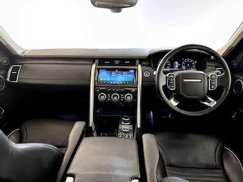 Used Land Rover Discovery 2018 for sale - 76271443: Photo