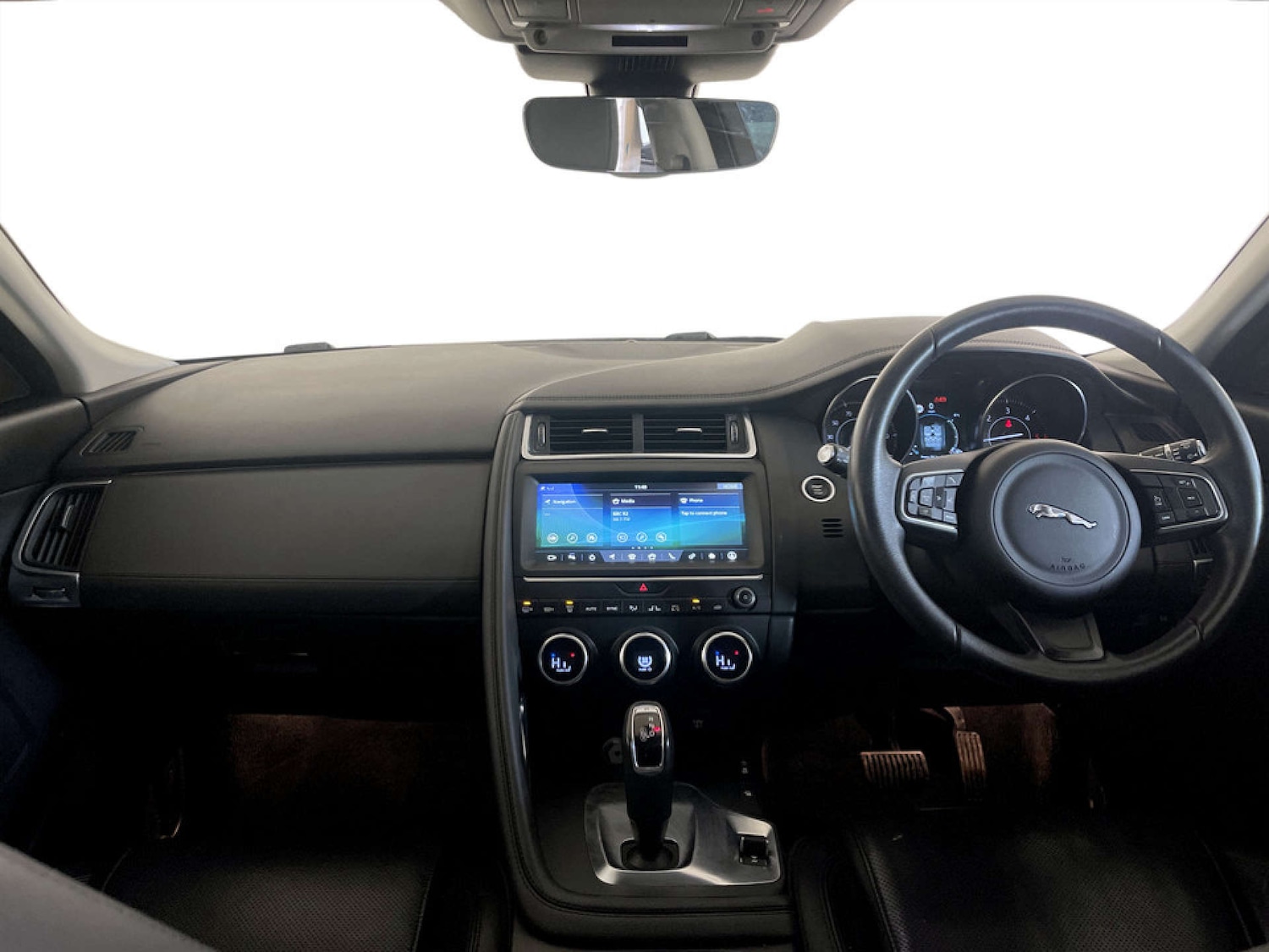 Used Jaguar E-Pace 2019 for sale - 77406142: Photo 3