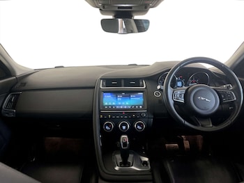 Used Jaguar E-Pace 2019 for sale - 77406142: Photo