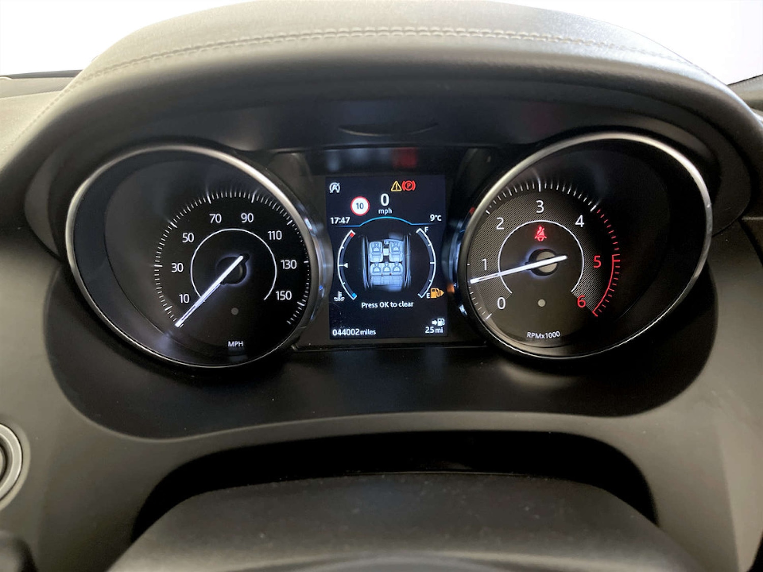 Used Jaguar E-Pace 2018 for sale - 77745608: Photo 18