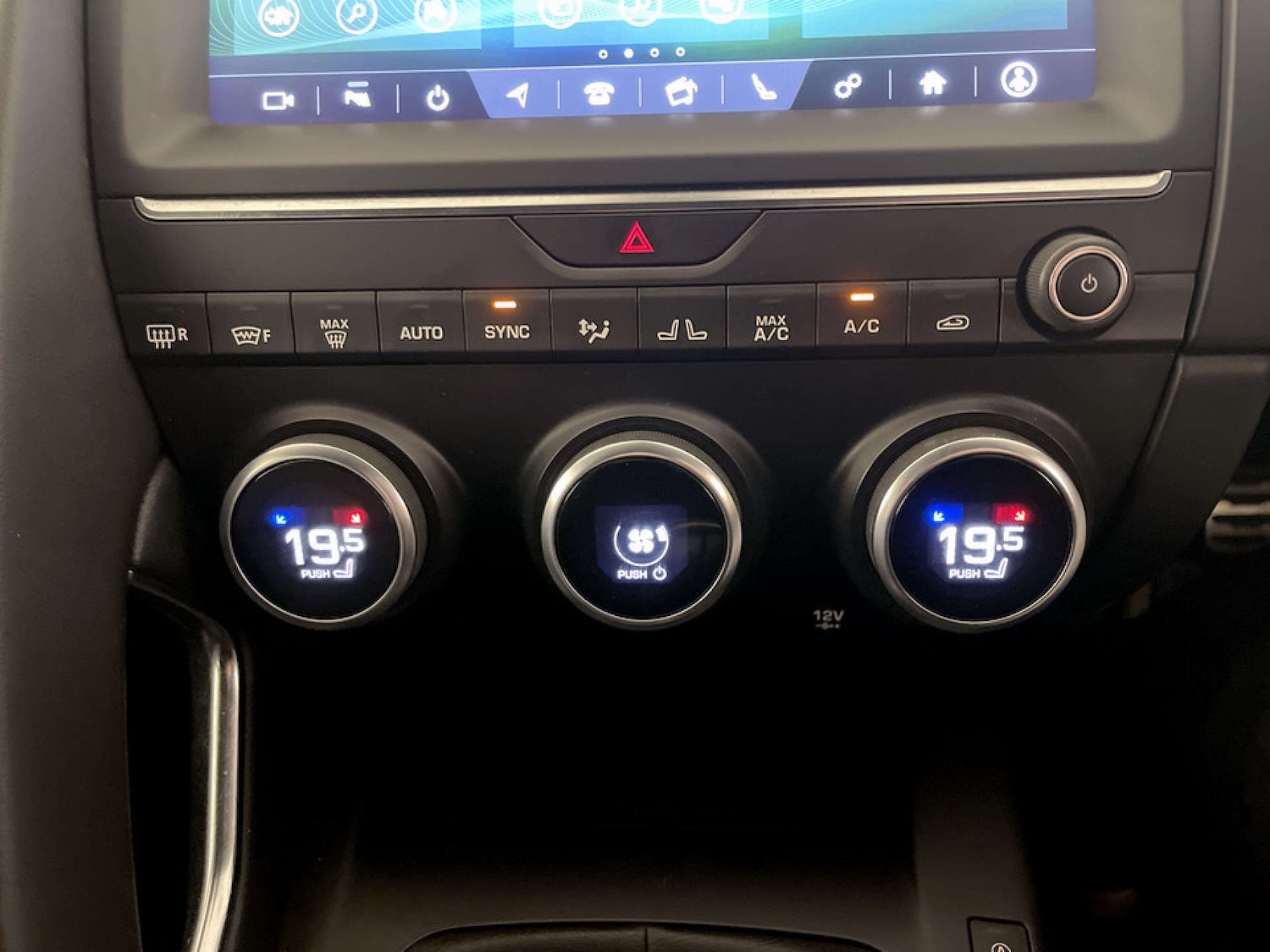 Used Jaguar E-Pace 2018 for sale - 77745608: Photo 25