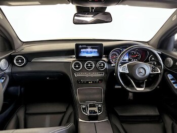 Used Mercedes-Benz GLC 2019 for sale - 77013684: Photo