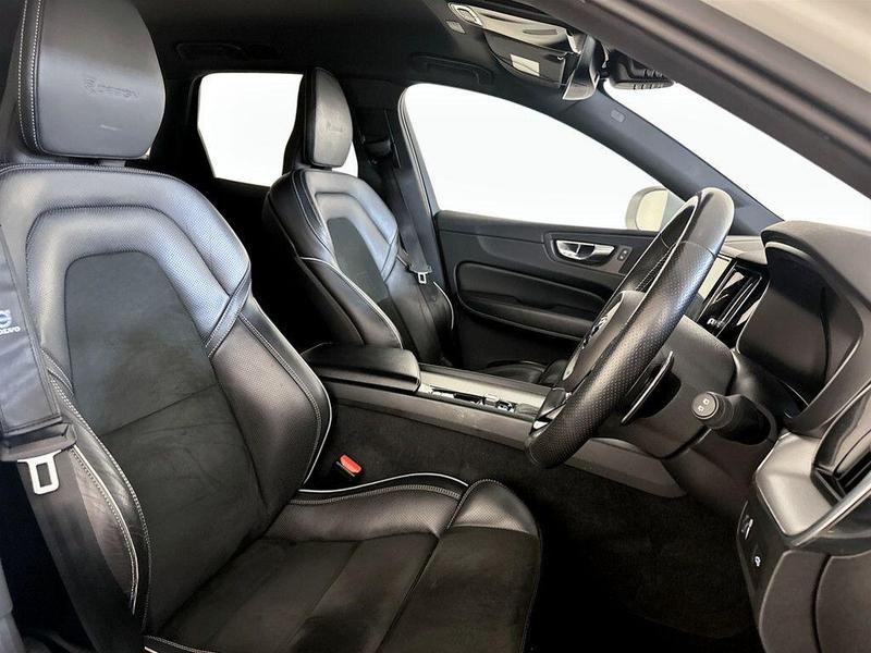 Used Volvo XC60 2018 for sale - 76706070: Photo 13