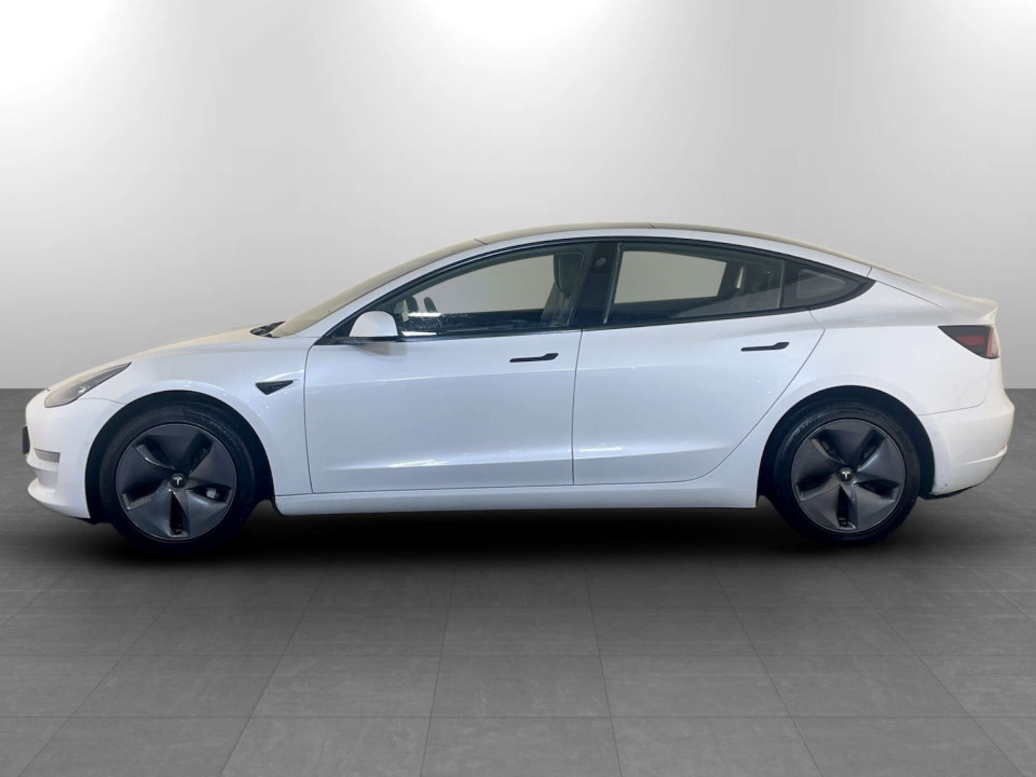 Used Tesla Model 3 2021 for sale - 77185073: Photo 7