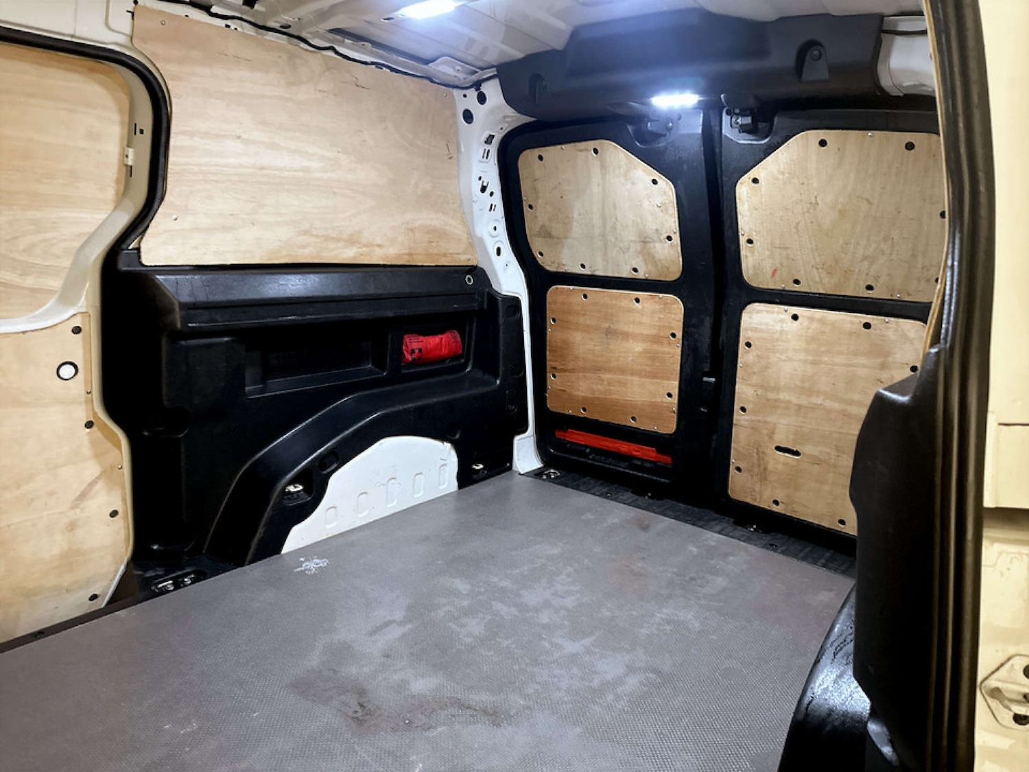 Used Volkswagen ID.Buzz 2023 for sale - 77184934: Photo 15