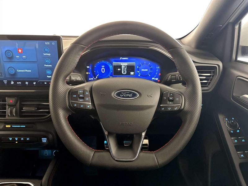 Used Ford Focus 2023 for sale - 77095699: Photo 16