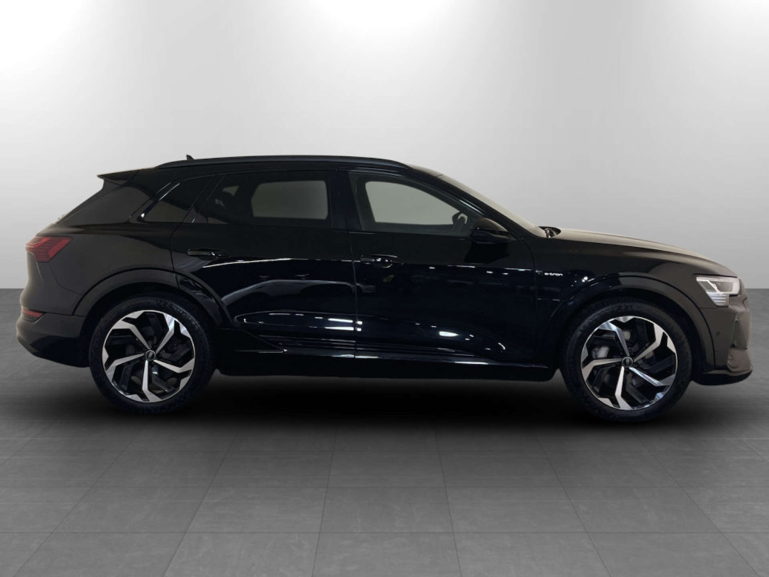 Used Audi e-tron 2021 for sale - 77277604: Photo 11