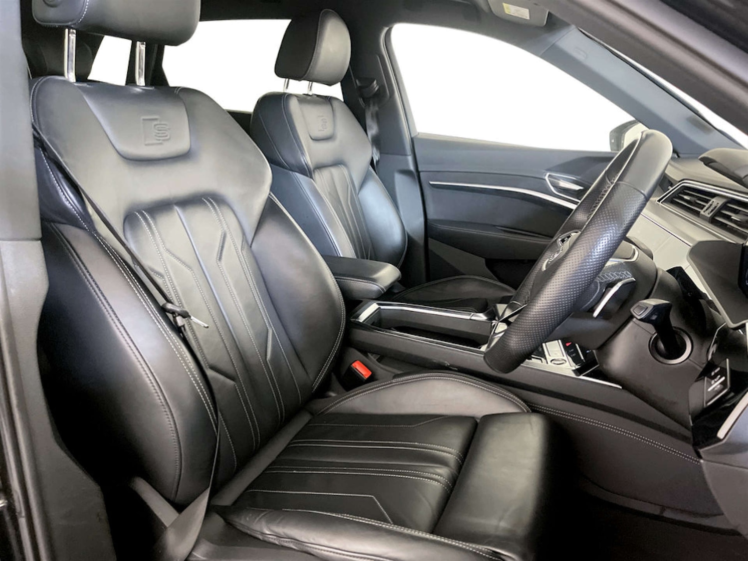 Used Audi e-tron 2021 for sale - 77277604: Photo 13