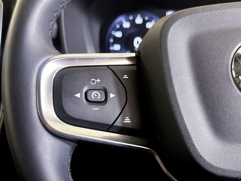 Used Volvo XC40 2021 for sale - 76494688: Photo 17