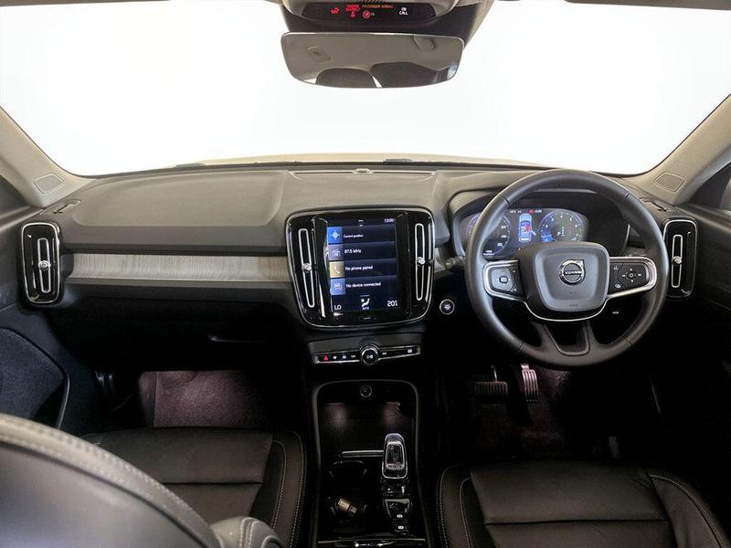 Used Volvo XC40 2021 for sale - 76494688: Photo 3