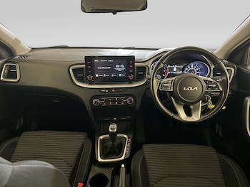 Used Kia Ceed 2022 for sale - 79356956: Photo