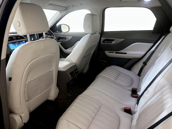 Used Jaguar F-Pace 2019 for sale - 76202200: Photo 15