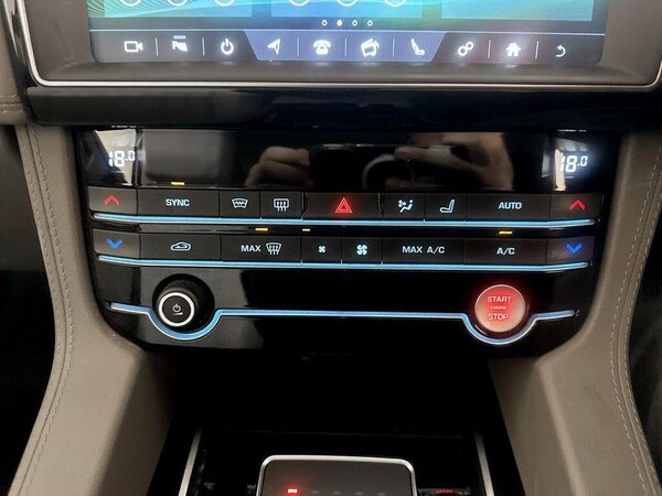 Used Jaguar F-Pace 2019 for sale - 76202200: Photo 27
