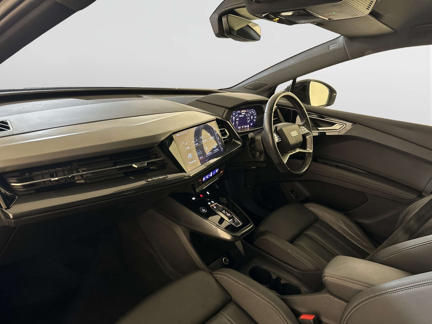 Used Audi Q4 e-tron 2022 for sale - 78152356: Photo 12