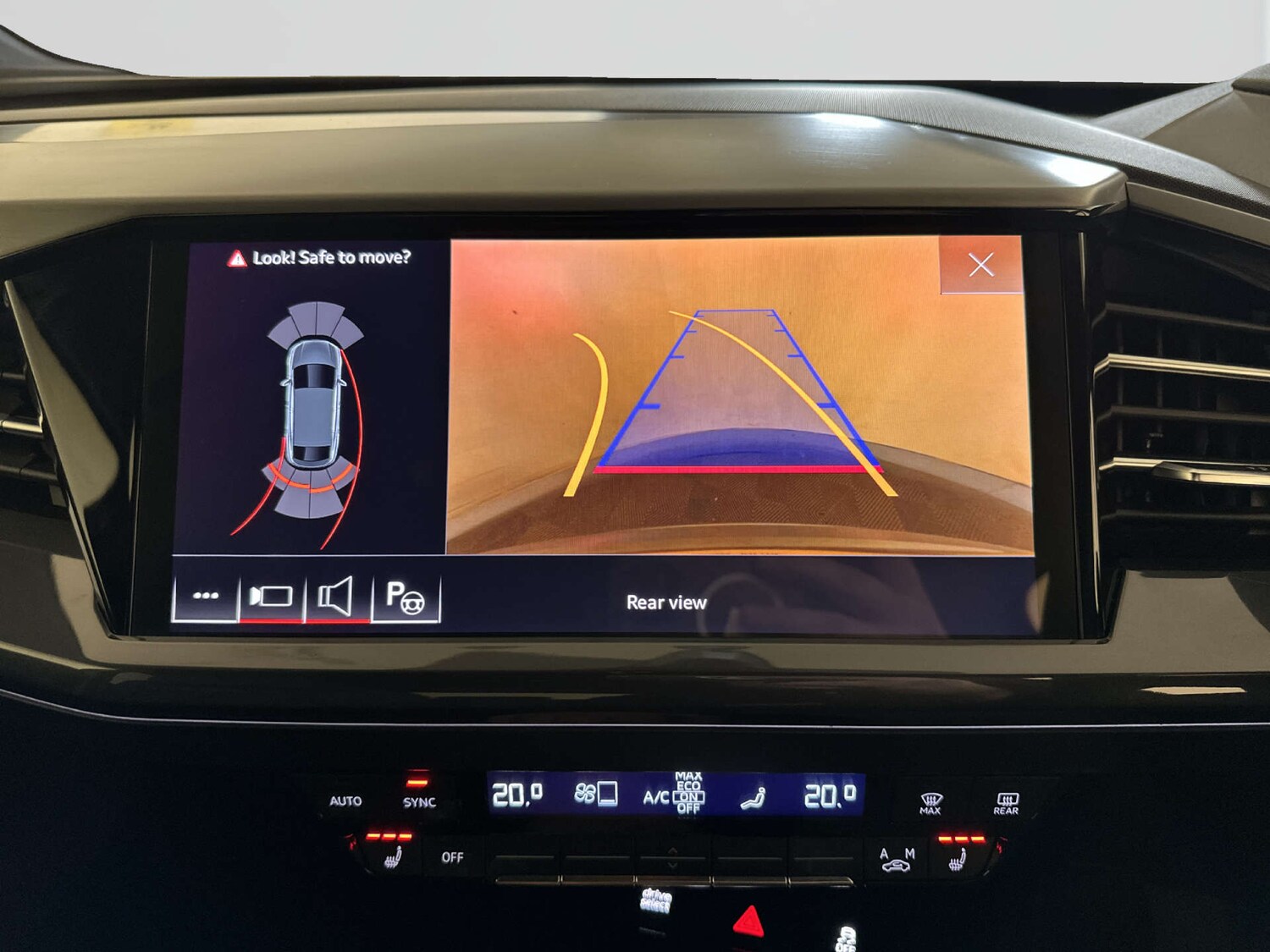 Used Audi Q4 e-tron 2022 for sale - 78152356: Photo 20