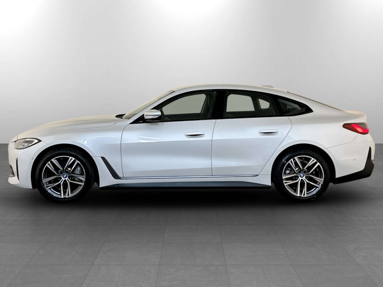 Used BMW i4 2022 for sale - 77422856: Photo 6