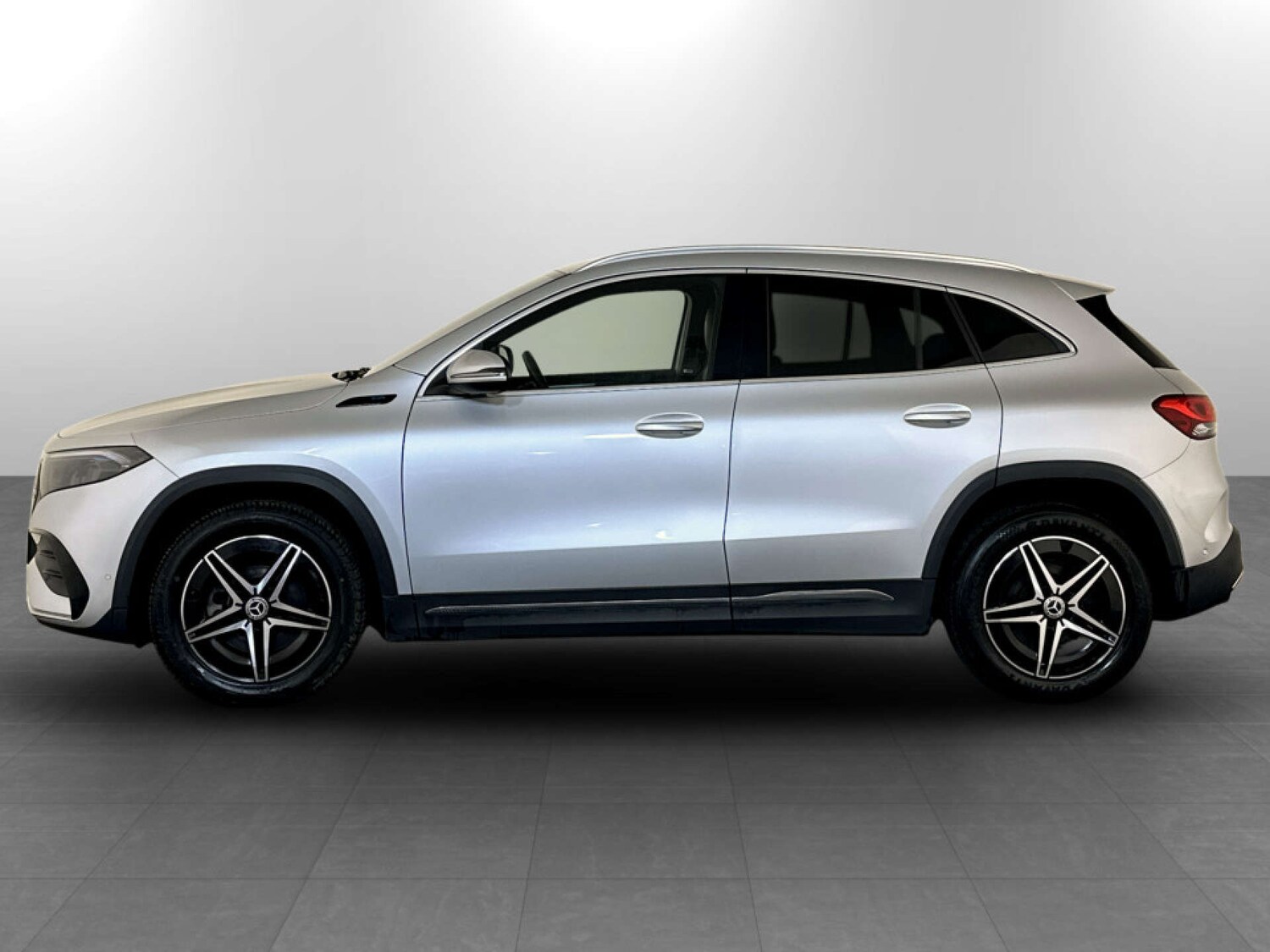 Used Mercedes-Benz EQA 2021 for sale - 77745645: Photo 7