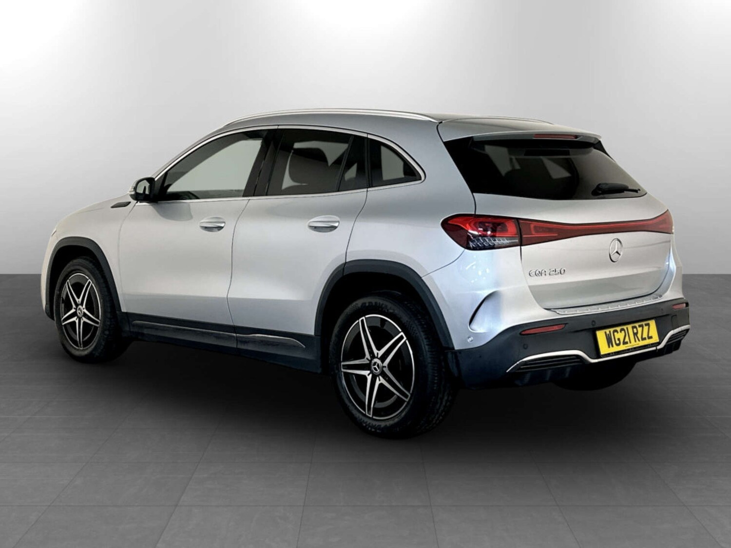 Used Mercedes-Benz EQA 2021 for sale - 77745645: Photo 8