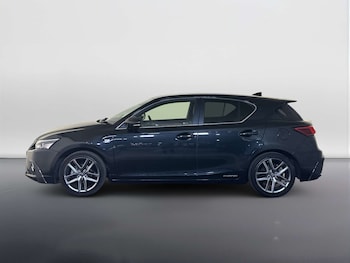Used Lexus CT 2020 for sale - 79105400: Photo