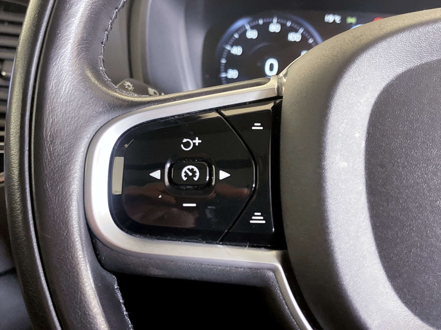 Used Volvo XC90 2021 for sale - 77185077: Photo 19