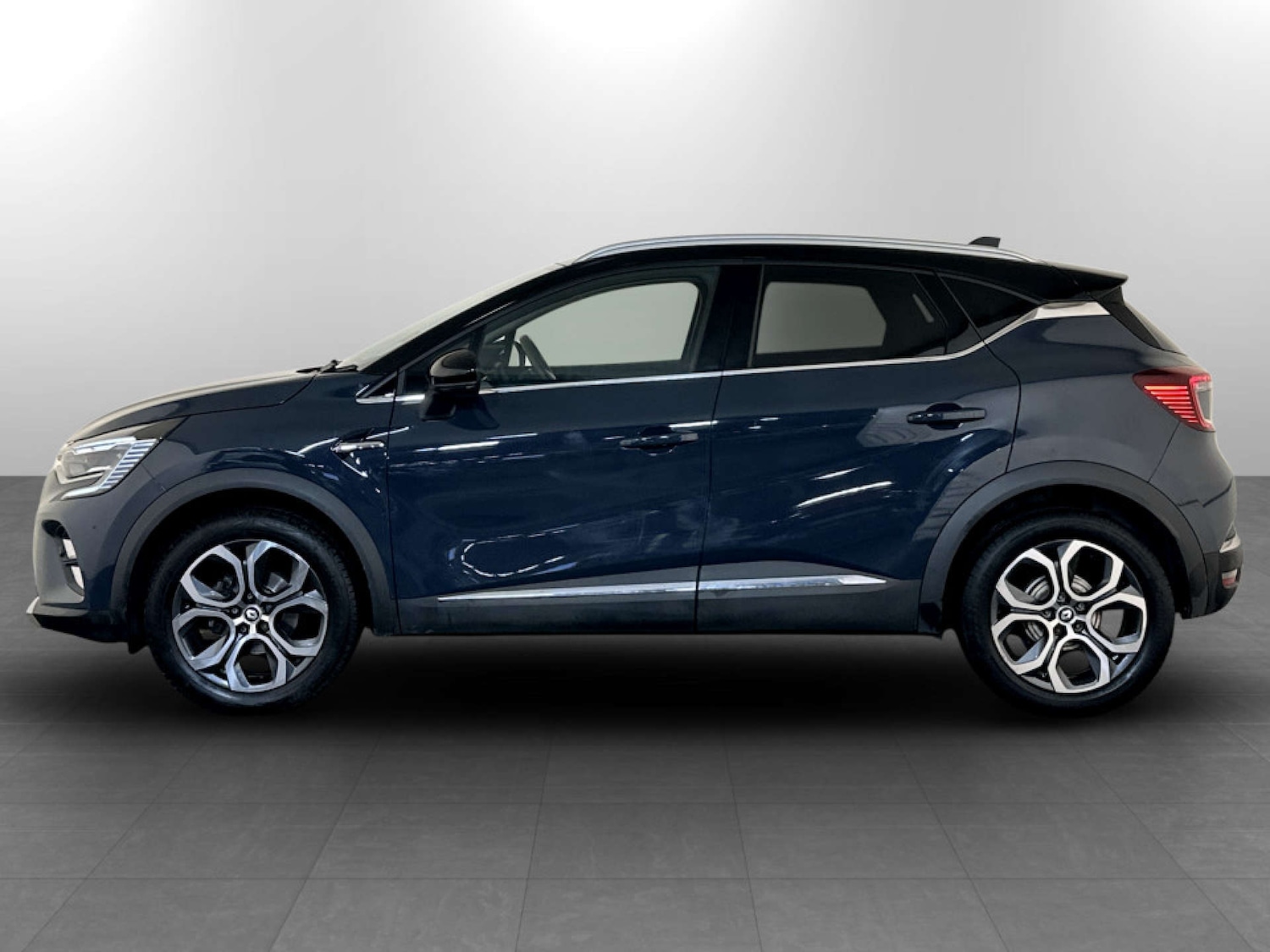 Used Renault Captur 2022 for sale - 77185235: Photo 7