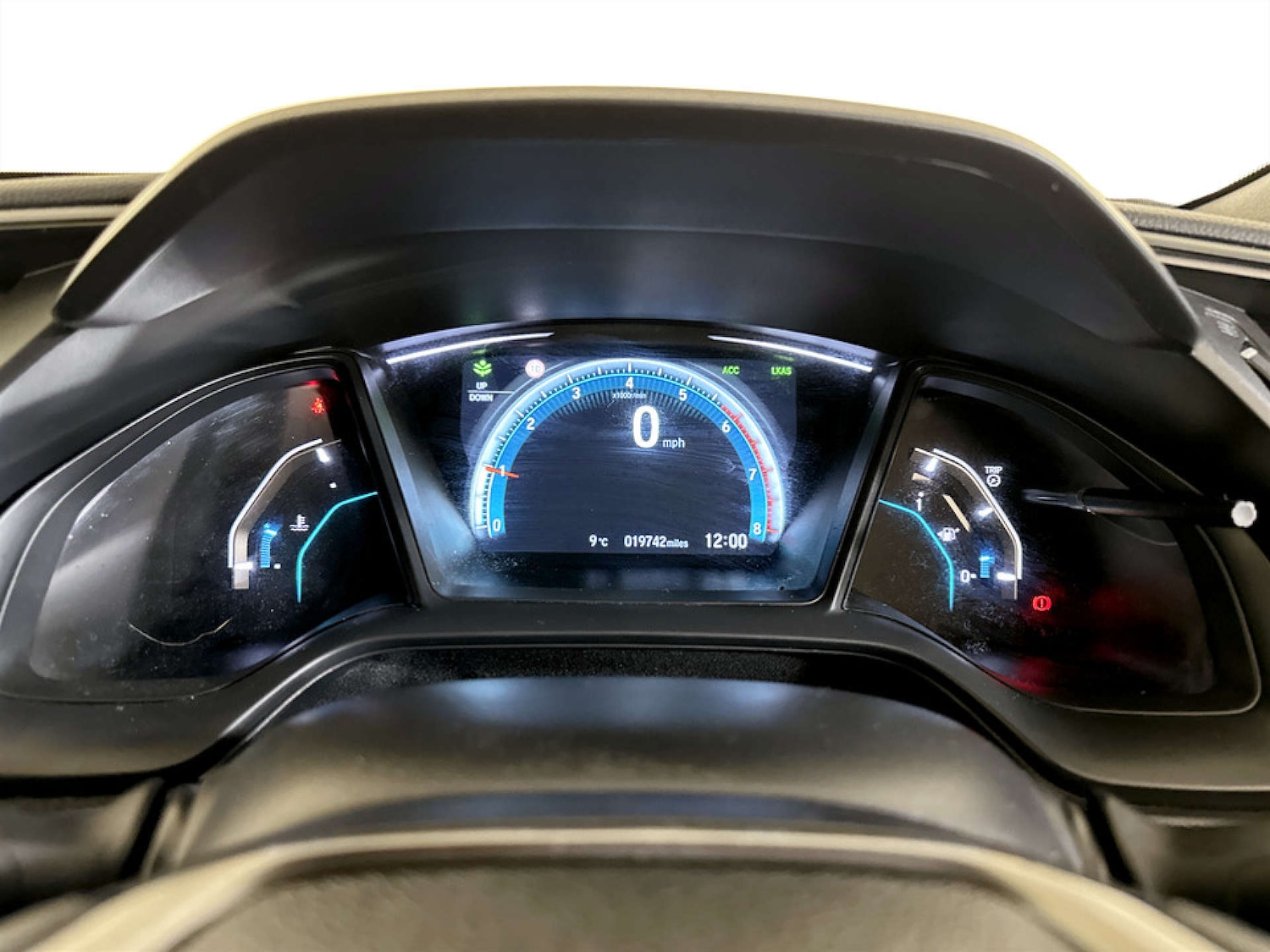 Used Honda Civic 2018 for sale - 77547727: Photo 17