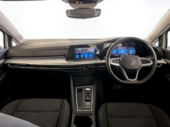 Used Volkswagen Golf 2023 for sale - 76684998: Photo