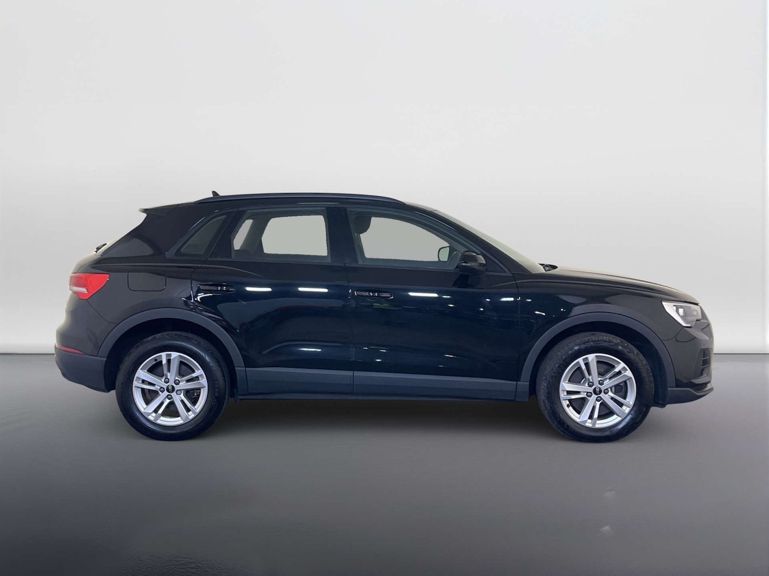 Used Audi Q3 2023 for sale - 78083350: Photo 11