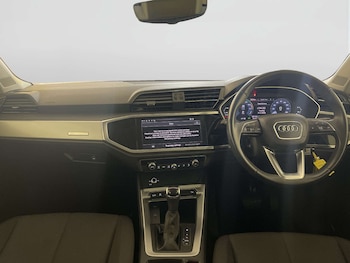 Used Audi Q3 2023 for sale - 78083350: Photo