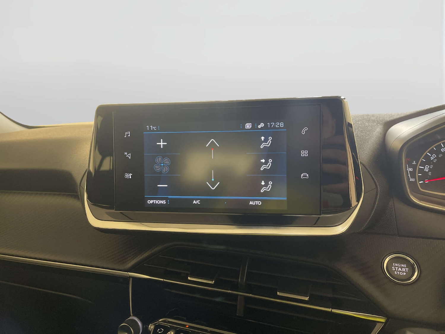 Used Peugeot 2008 2022 for sale - 78045021: Photo 21